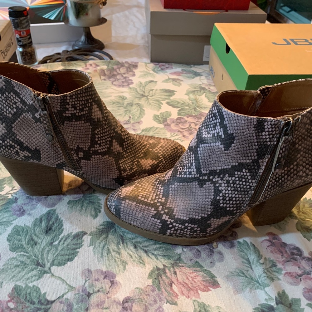 Shoes
